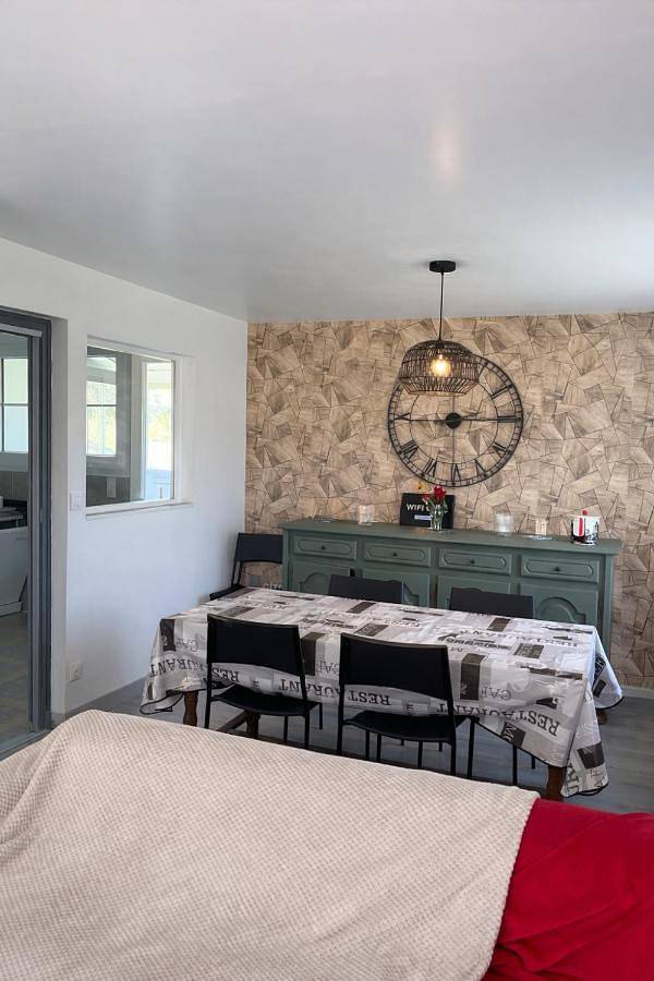Three-Bedroom House in Noyers-sur-Cher, Région de Romorantin-Lanthenay