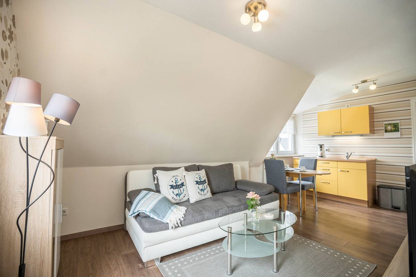 Ganze Wohnung, Ferienwohnung "Kleiner Priel" mit Gartenblick und Wlan, Fahrradfreundlich in Dorum, Cuxland
