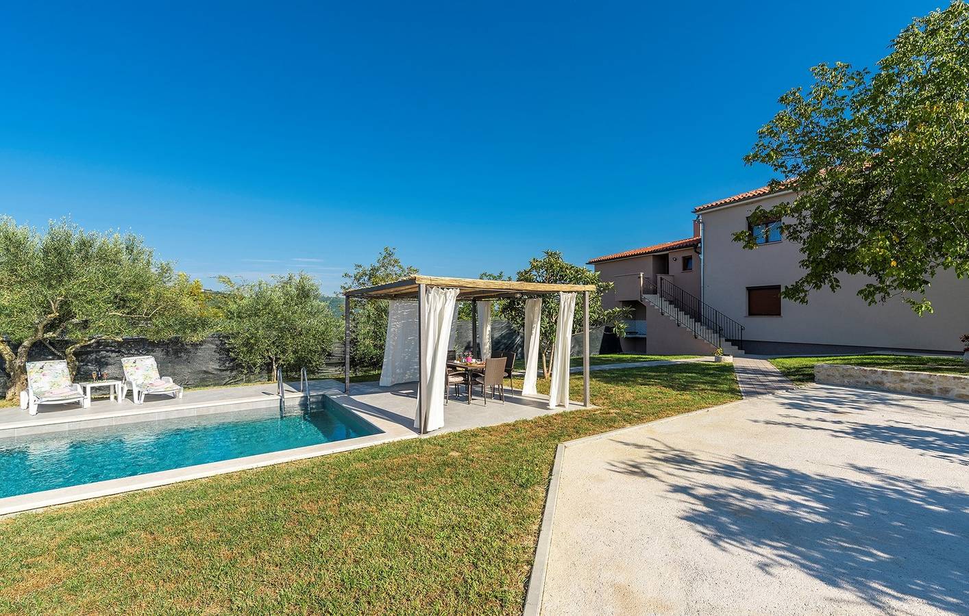 Holiday Home Terre Bianche with Private Pool and Whirlpool in Općina Grožnjan, Central Istria