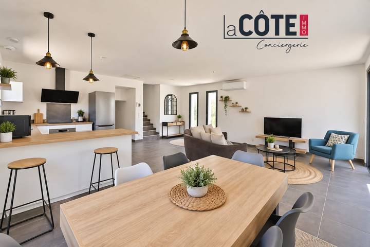 Villa Phi in Ensuès-la-Redonne, Côte méditerranéenne (France)