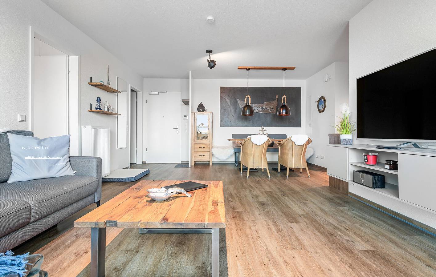 Ganze Ferienwohnung, Apartment mit Meerblick, Terrasse und Parkplatz in Olpenitz, Kappeln