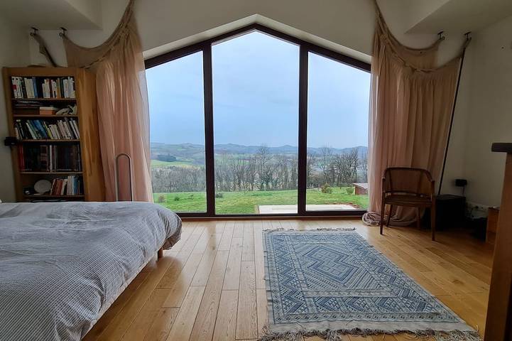 Location de vacances pour 12 personnes, avec terrasse et jardin à Châteauneuf-de-Galaure - 2