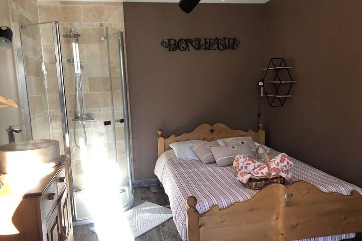 Location de vacances pour 8 personnes, avec jardin à Léré - 4