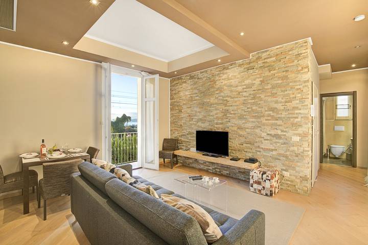 Ferienwohnung für 4 Personen, mit Balkon an der Côte d'Azur