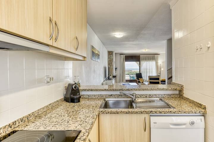 Ganze Wohnung, Apartment 'Big Salins' mit Meerblick, Wlan und Klimaanlage in Empuriabrava, Oberampurien
