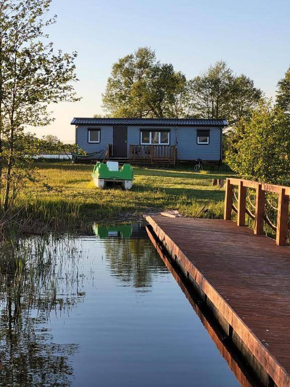 Camping für 6 Personen, mit Garten und Ausblick sowie Terrasse und Seeblick in Ermland-Masuren