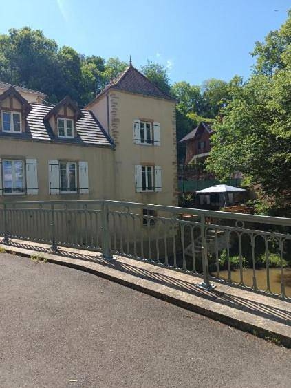 Location de vacances pour 10 personnes, avec jardin et vue à Charolles - 2