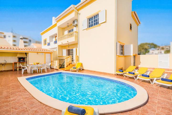 Location de vacances pour 10 personnes, avec balcon à Guia - 2