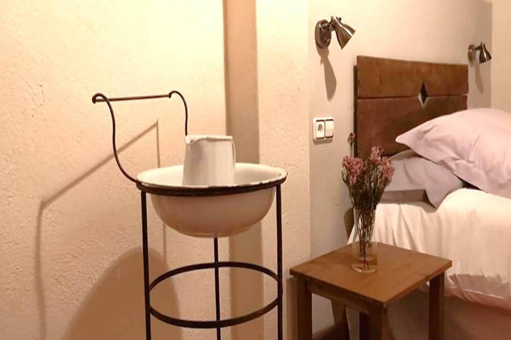 Casa de vacaciones en Montblanc con piscina in Mont Blanc (Tarragona), Provincia de Tarragona