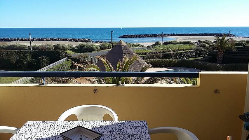 Appartement de vacances pour 4 personnes, avec balcon et piscine