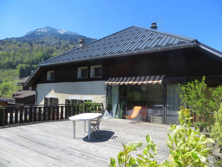 Gîte pour 5 personnes, avec jacuzzi et terrasse dans Bauges
