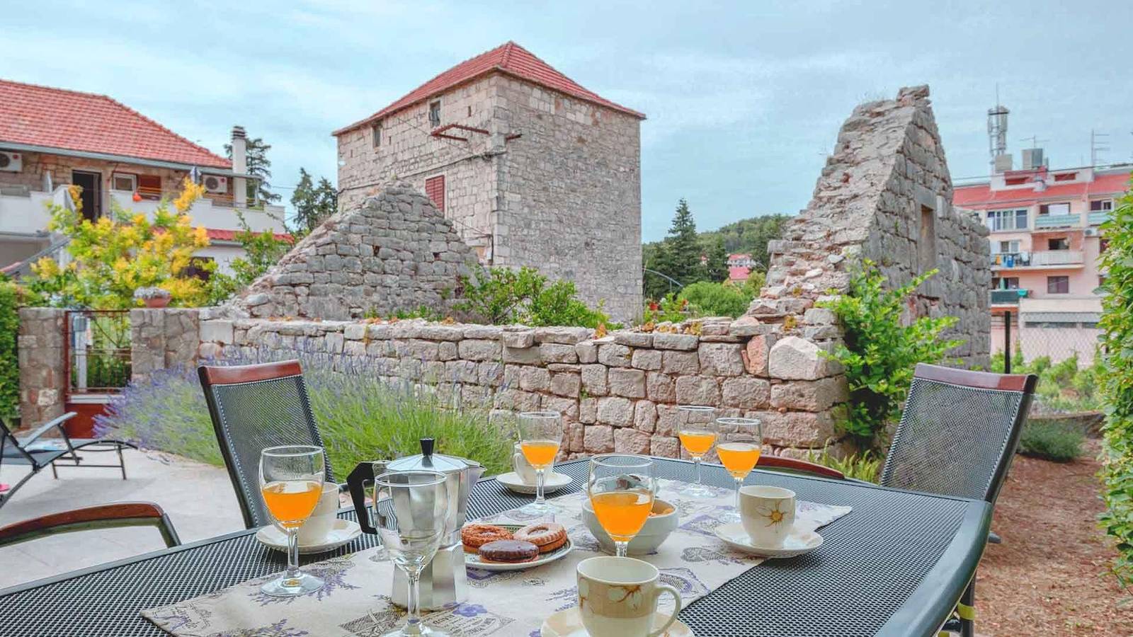 Beautiful holiday house Sunshine in the center of Jelsa in Jelsa, Hvar