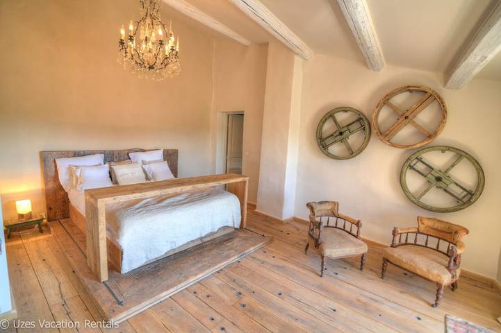 Charmante et Authentique Maison de Village Avec une Belle Décoration in La Capelle-et-Masmolène, Nimes und Umgebung