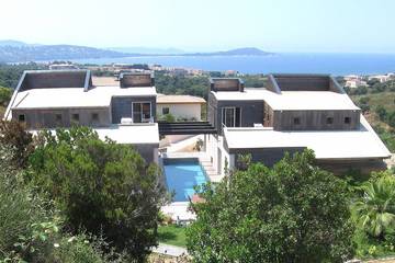 Villa pour 4 personnes, avec jardin et terrasse dans Porticcio