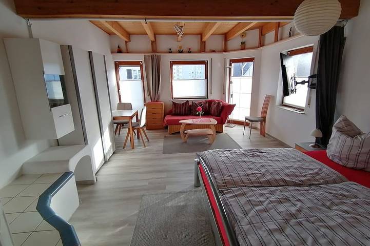 Ferienwohnung für 4 Personen, mit Terrasse und Garten in Rottweil