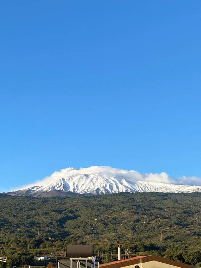 Two-Bedroom House in Linguaglossa, Etna