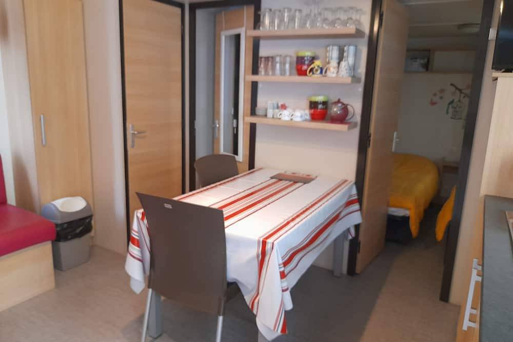 To rent in the heart of the Landes forest between Biscarrosse and Mimizan, Mobilhome 8places in Gastes, Côte d’Argent