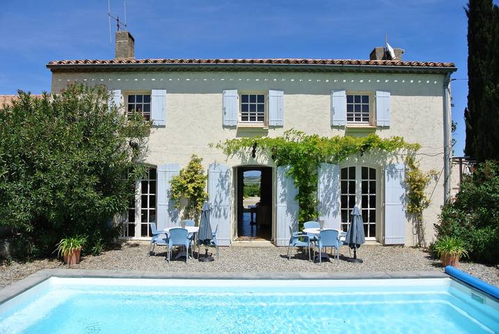 Gîte pour 10 personnes, avec piscine à Rouffiac-d'Aude