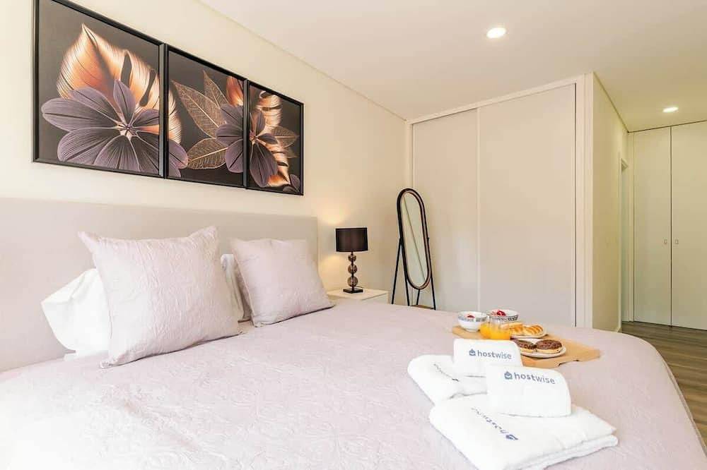 Apartamento inteiro, Spacious & Stylish Flat with Garage in Ermesinde, Distrito do Porto