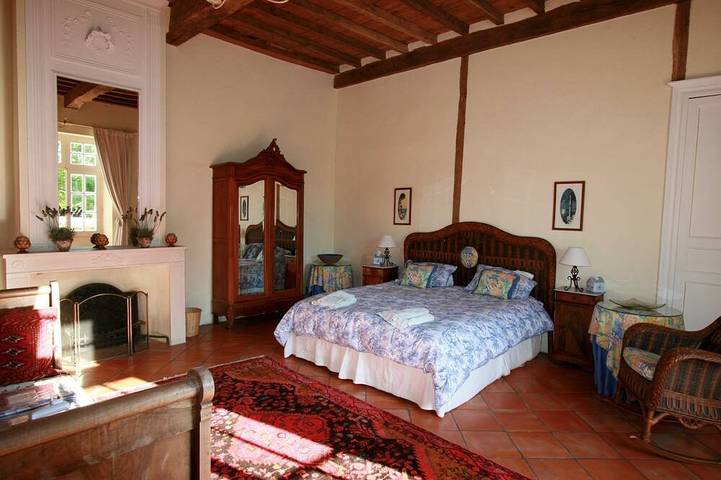 Location de vacances pour 11 personnes, avec jardin, animaux acceptés à Riocaud - 4