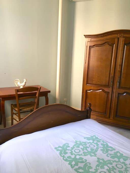 Gîte pour 6 personnes, avec terrasse ainsi que jardin et vue, animaux acceptés à Gray - 4