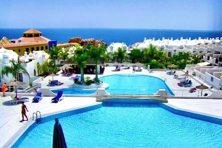 Hôtel pour 4 personnes, avec piscine