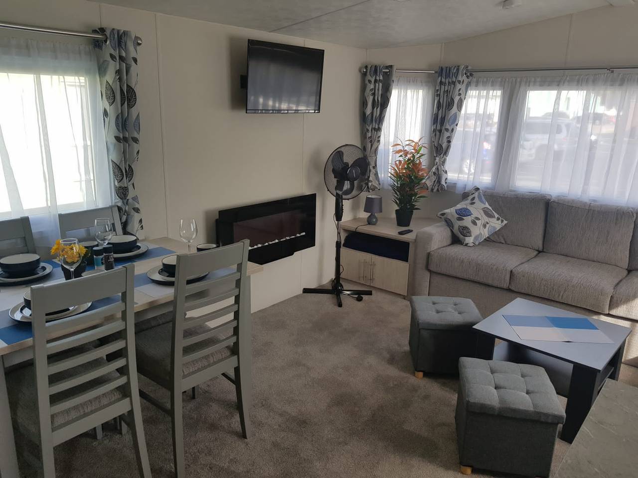 Glamping for 8 People in St Osyth, Essex