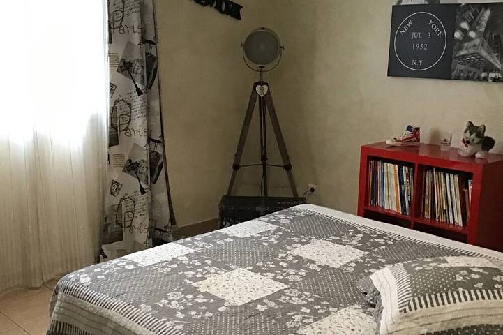 Maison 190m2 chambres climatisées, piscine privée, proche village in Velleron, Vaucluse