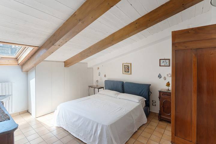 Hel lejlighed, Apartment 'La Gatta Nel Borgo' with Private Terrace, Wi-Fi and Air Conditioning in Cava de' Tirreni, Middelhavskysten Campanien