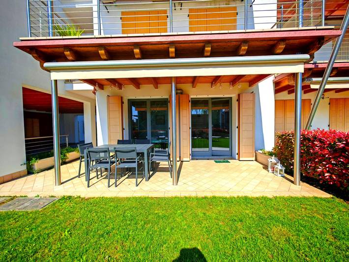 Ferienwohnung für 6 Personen, mit Pool und Garten sowie Seeblick in Castelnuovo del Garda - 2