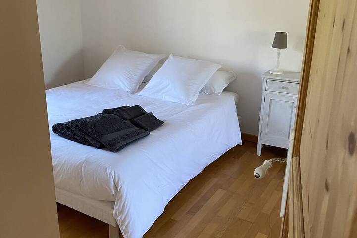 Gîte pour 4 personnes, avec terrasse et jardin à Thairé - 2