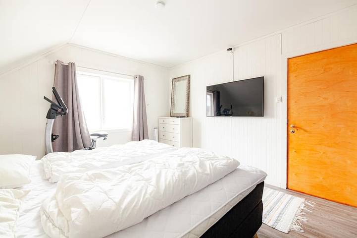 Reine Mountain View Retreat in Moskenes
