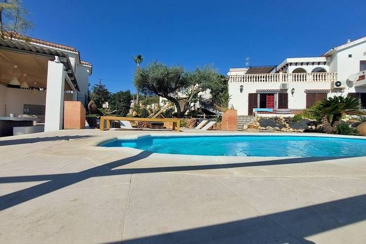 Villa pour 12 personnes, avec terrasse et jardin, animaux acceptés à Peñíscola - 4