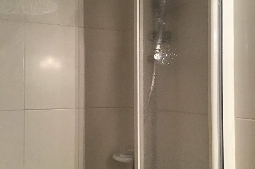 Appartement entier, Appartement avec piscine et jardins in Arenal d'en Castell, Es Mercadal