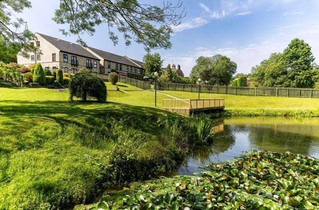 Vakantiehuis voor 11 personen, with uitzicht and terras as well as uitzicht op het meer, met huisdier in Derbyshire