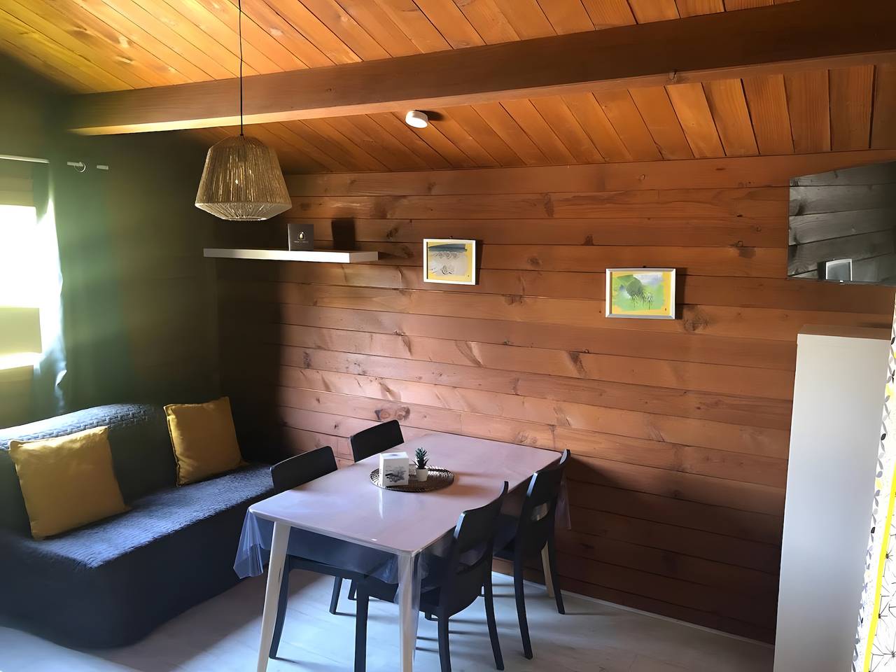 Chalet « Prestige Le 19 » avec terrasse, piscine partagée et Wi-Fi in Saint-Urbain (Vendée), Vendée