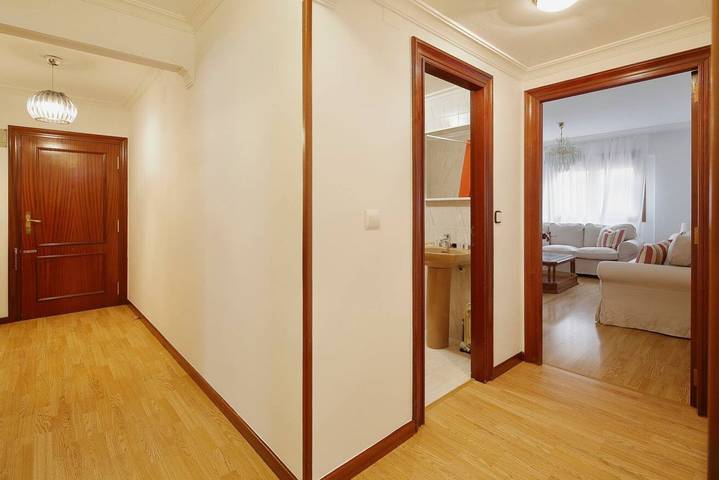Apartamento entero, 174A Amplio apartamento playa San Lorenzo in Distrito Centro (Gijón), Gijón