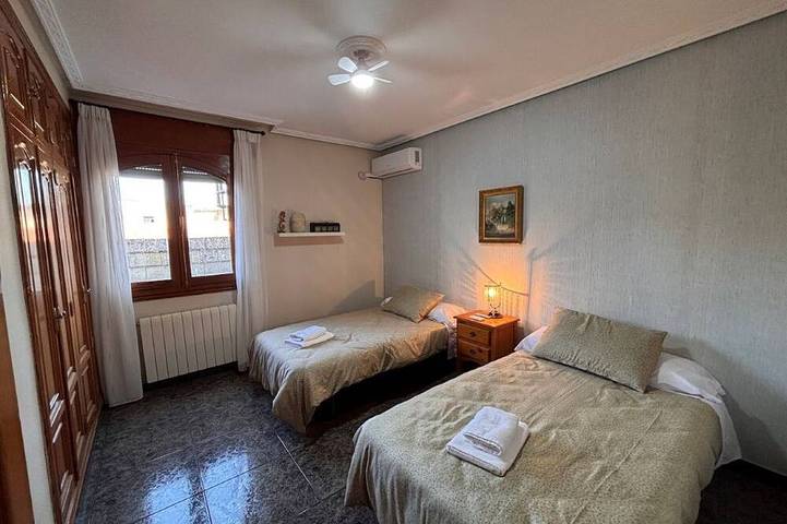 Entire apartment, The Gredos Lookout in Navalcán in Navalcán, Toledo Province