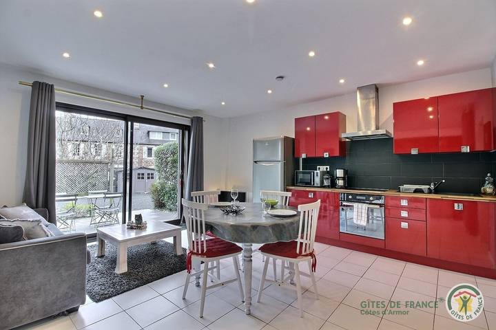 Gîte für 2 Personen, mit Terrasse und Garten in Perros-Guirec - 3