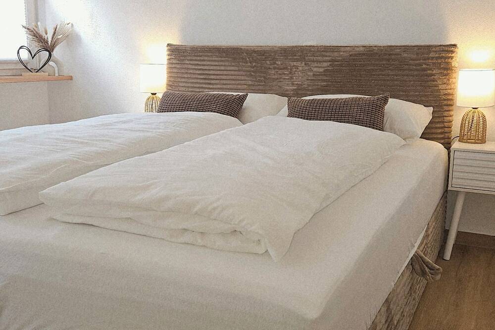 Ganze Wohnung, Frisch renovierte Ferienwohnung Moselmoment – Ankommen, entspannen, wohlfühlen. in Bruttig-Fankel, Cochem-Zell