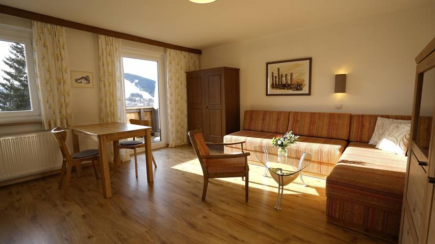 Entire holiday apartment, Apartment 3 - Zweiernest in Seefeld in Tirol, Innsbruck Land