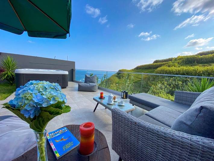 Villa pour 8 personnes, avec vue ainsi que terrasse et jardin dans São Miguel - 2