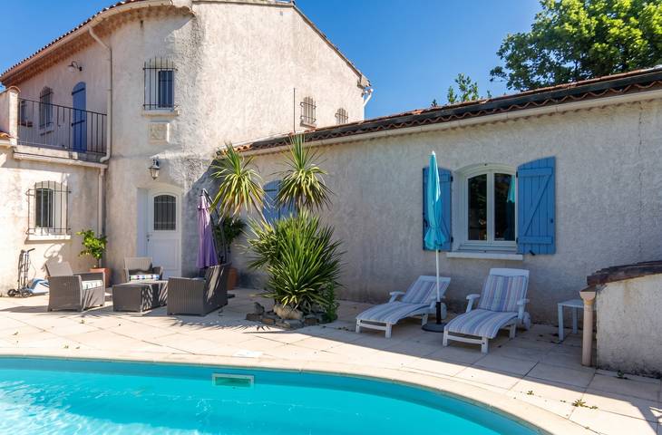 Appartement entier, Appartement charmant au Luc avec piscine partagée, 42 m² in Le Luc, Région de Draguignan