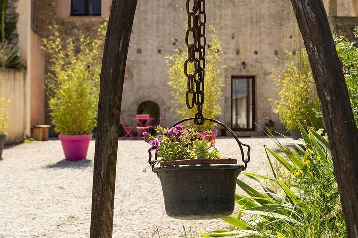 Gîte pour 6 personnes, avec jardin à Galargues