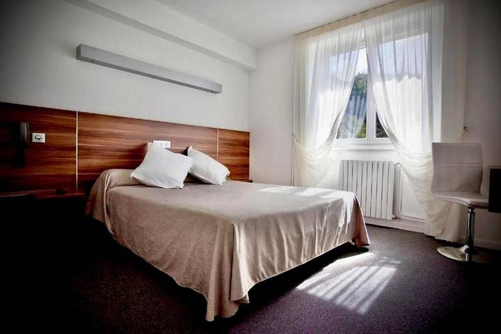 Hôtel pour 2 personnes, avec terrasse à Marvejols - 4