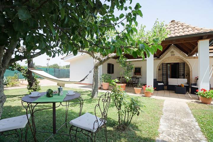 Gîte pour 4 personnes, avec Jardin à Noci