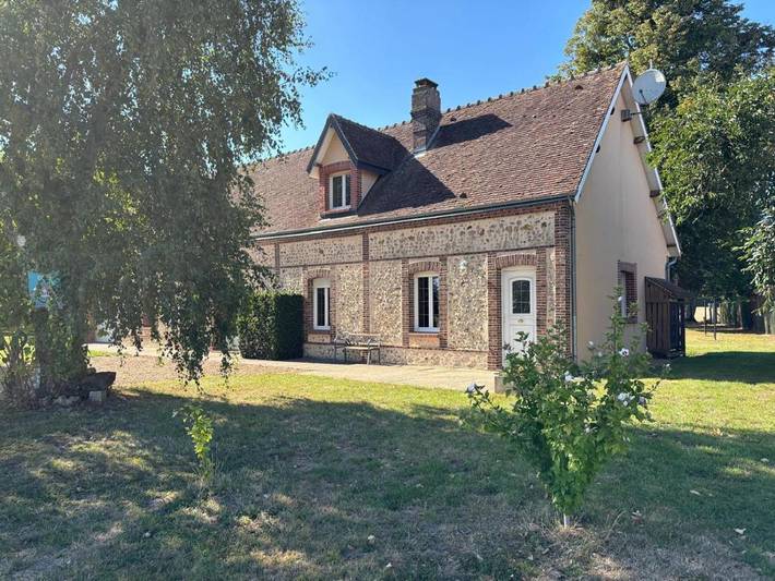 Location de vacances pour 5 personnes, avec vue et jardin à Happonvilliers