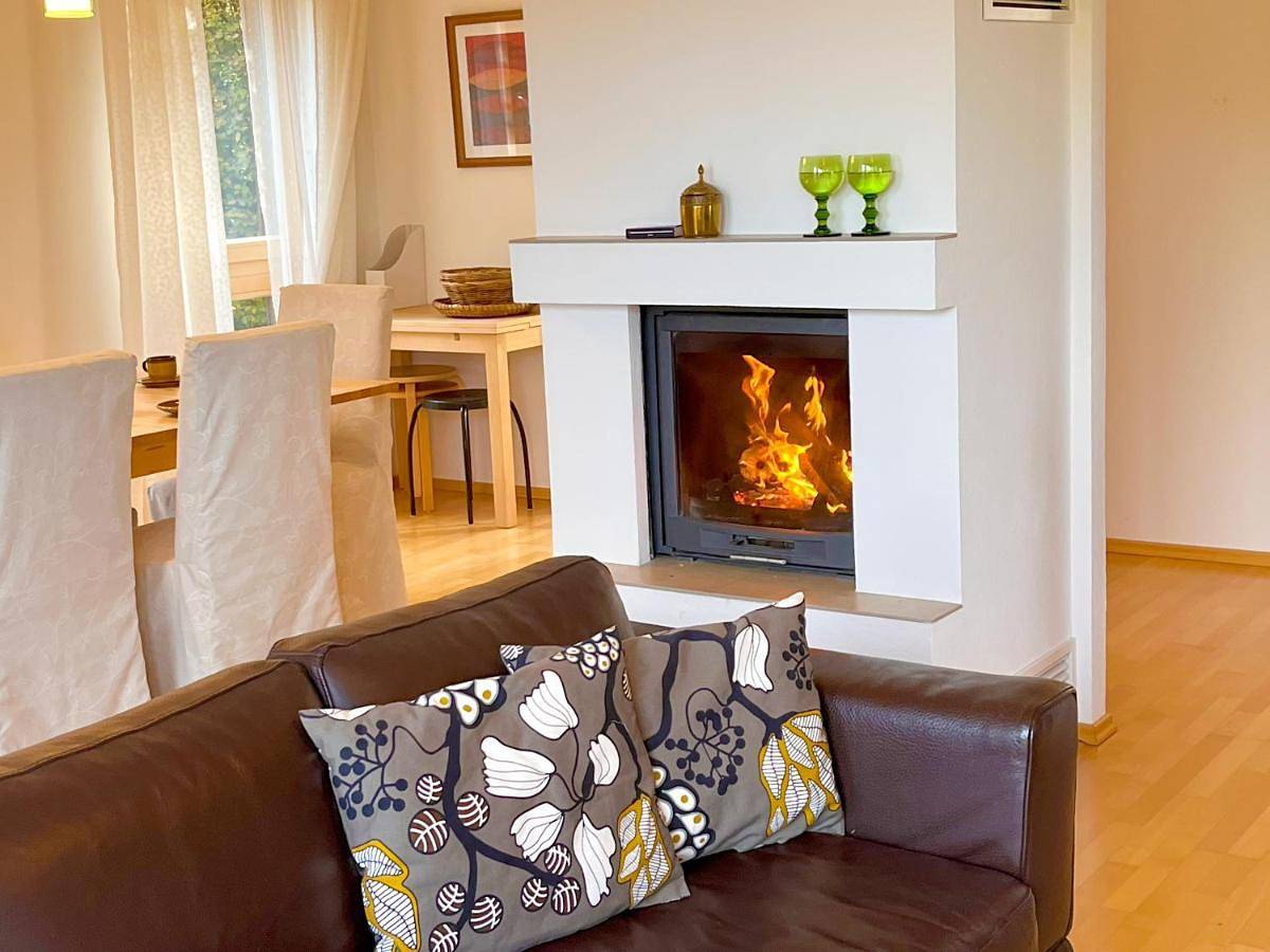 Geheel appartement, Chalet Attersee - ganzes Ferienhaus, Seeblick, Kamin, Sauna in Nußdorf am Attersee, Bezirk Vöcklabruck