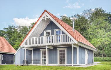 Ferienhaus für 8 Personen, mit Garten und Sauna sowie Whirlpool und Terrasse in Gråsten