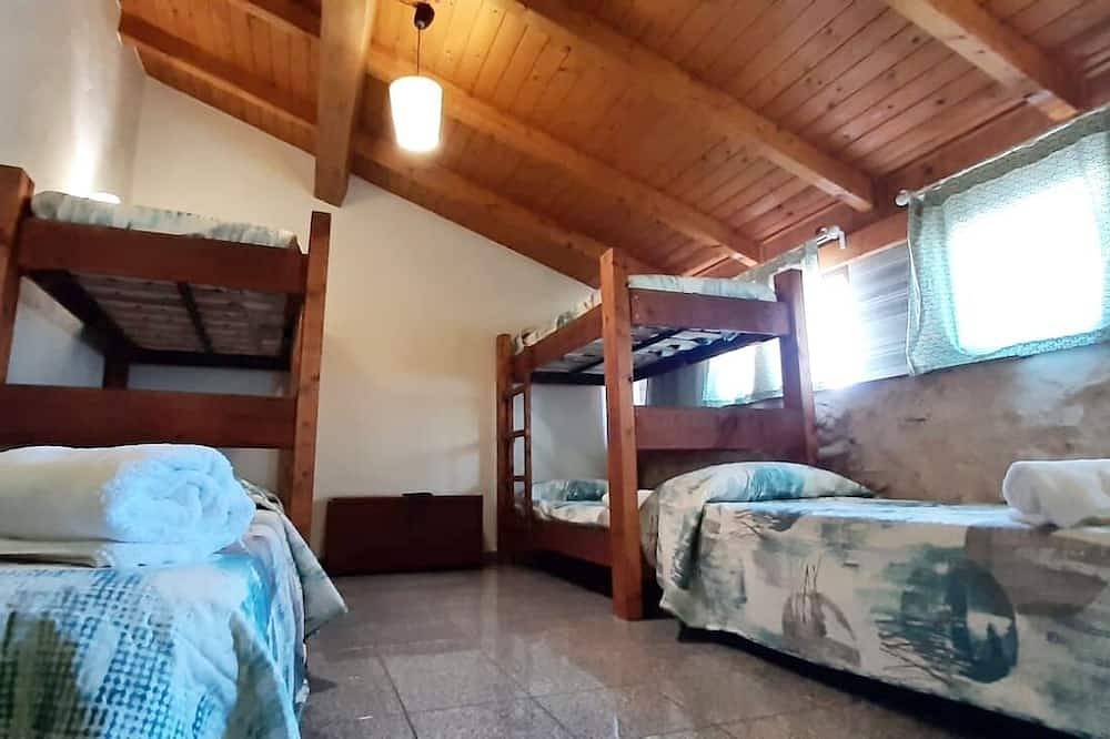 Rural house (full rental) Chasca y Barro for 13 people. in Casas de Ves, La Manchuela
